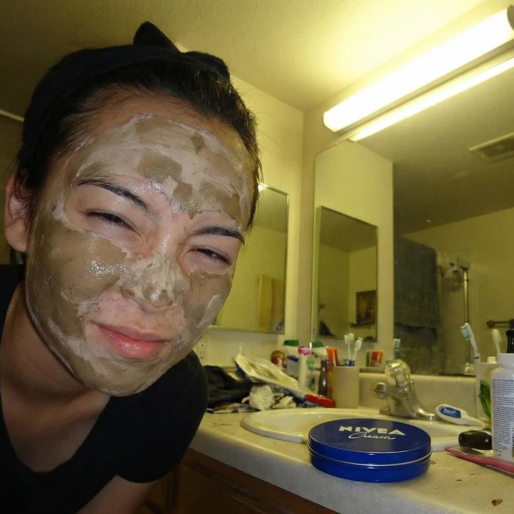 Prompt Studio before — blank prompt box with no guidance